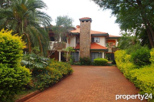 5 Bedroom House for Sale in Runda