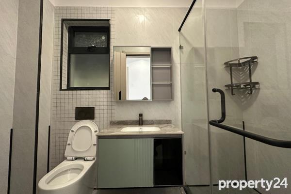 2 Bedroom Apartment / Flat