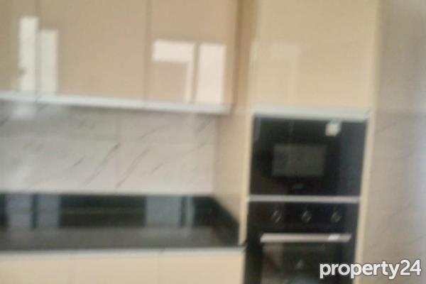 4 Bedroom Apartment / Flat