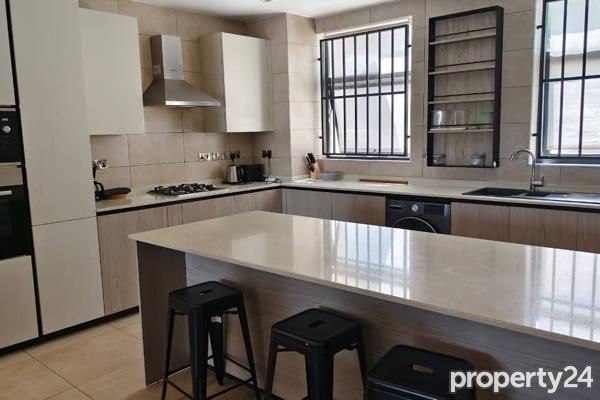 Apartment / Flat