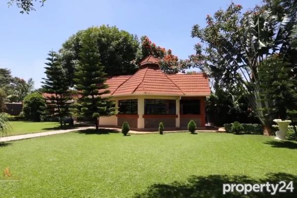 6 Bedroom House for Sale in Runda