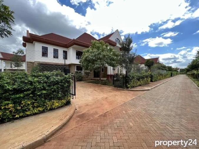 5 Bedroom Townhouse for Sale in Karen