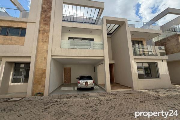 6 Bedroom House for Sale in Lavington