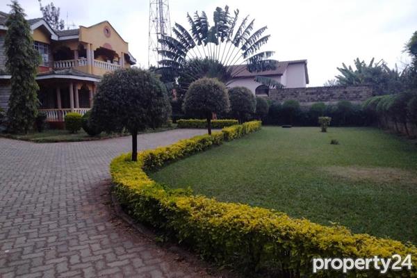 5 Bedroom House for Sale in Garden Estate