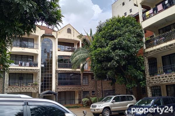 3 Bedroom Apartment / Flat