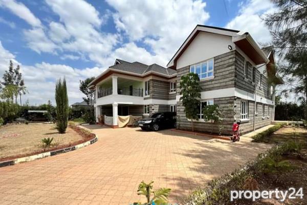 5 Bedroom House for Sale in Syokimau