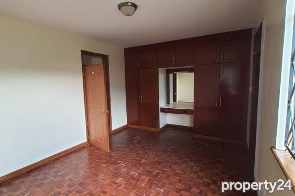 3 Bedroom Apartment / Flat to Rent in Riverside