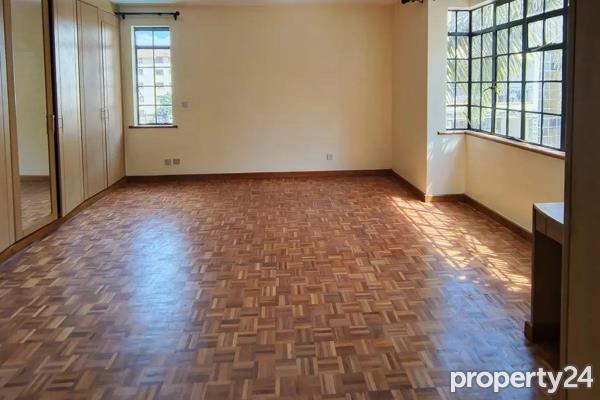 3 Bedroom Apartment / Flat