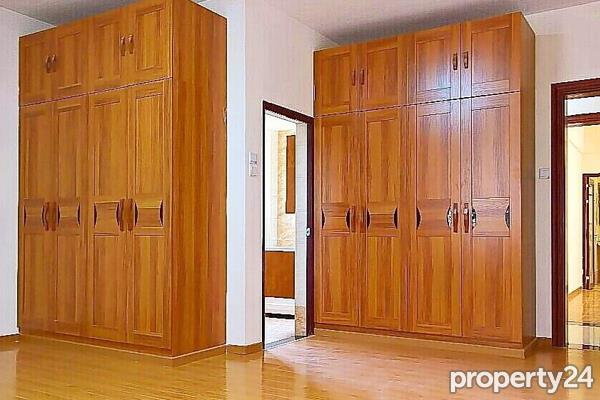 4 Bedroom Apartment / Flat to Rent in Kilimani