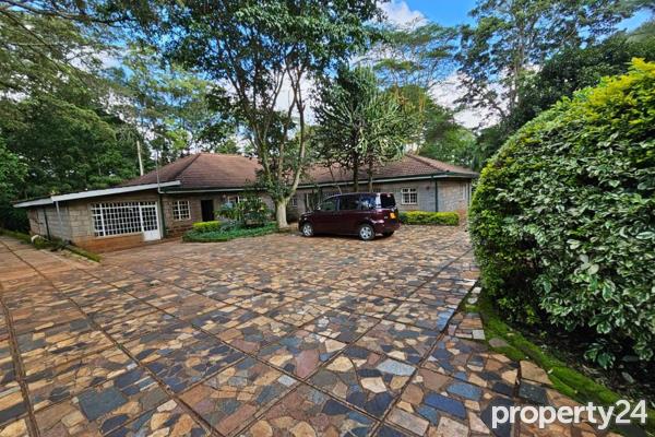 4 Bedroom House for Sale in Karen