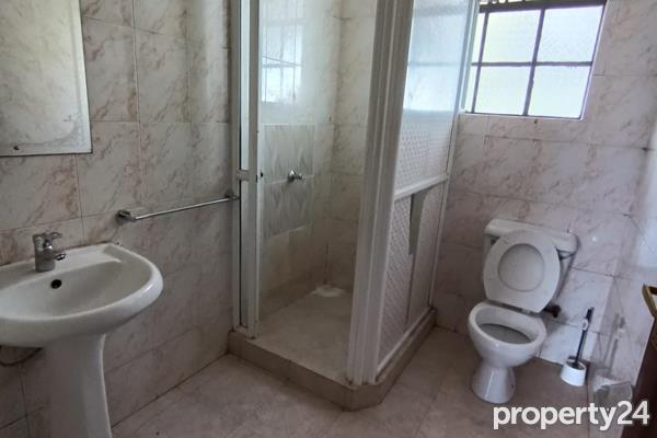 3 Bedroom Apartment / Flat to Rent in Lavington