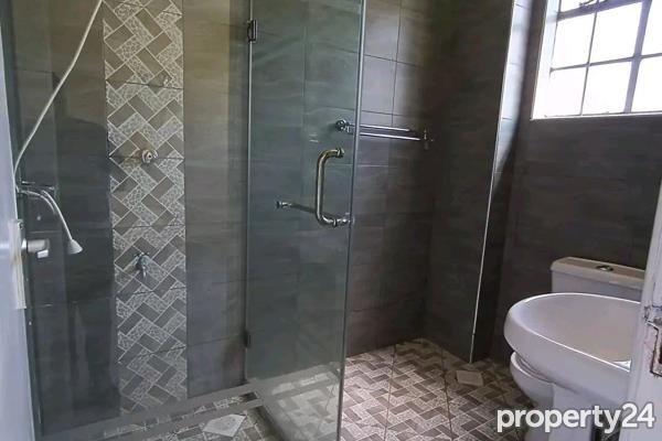 2 Bedroom Apartment / Flat