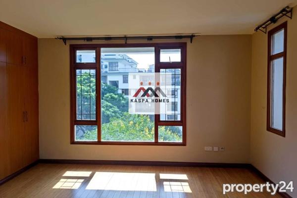 3 Bedroom Apartment / Flat to Rent in Riverside