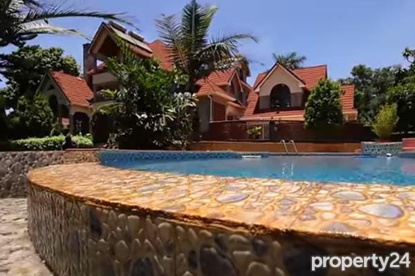 6 Bedroom House for Sale in Runda
