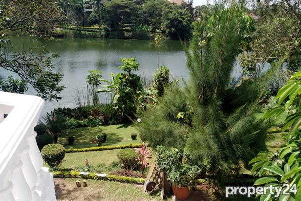 5 Bedroom House for Sale in Nyari