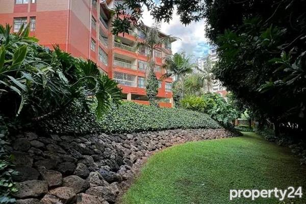 3 Bedroom Apartment / Flat to Rent in Riverside