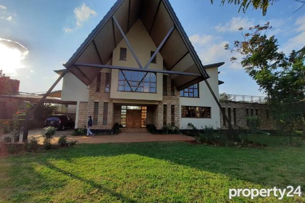 5 Bedroom House for Sale in Kerarapon