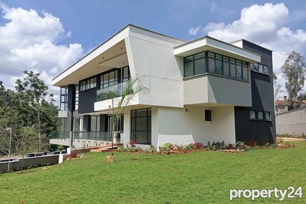 5 Bedroom House for Sale in Rosslyn