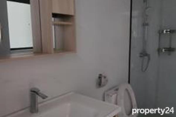 2 Bedroom Apartment / Flat
