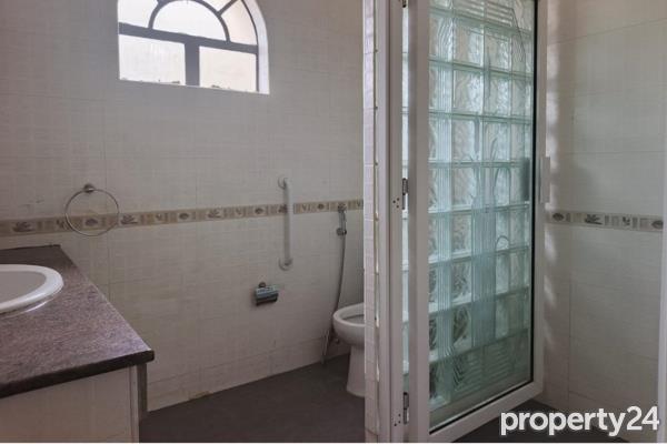 5 Bedroom House for Sale in Runda