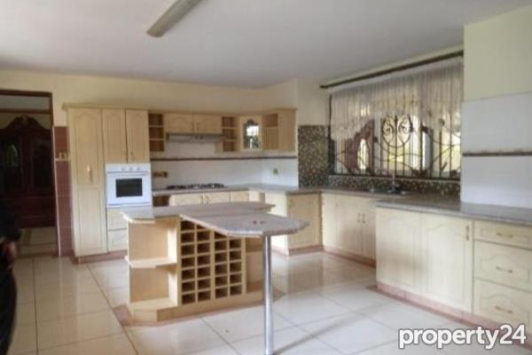 5 Bedroom House for Sale in Runda