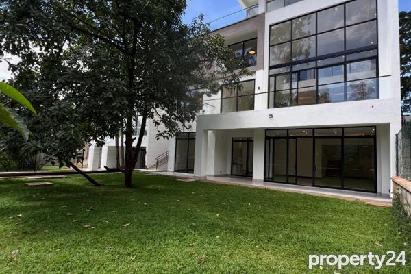 6 Bedroom House for Sale in Kitisuru