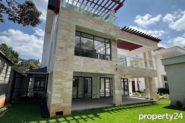 6 Bedroom House for Sale in Lavington