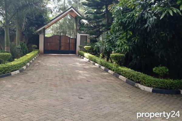 7 Bedroom House for Sale in Kerarapon