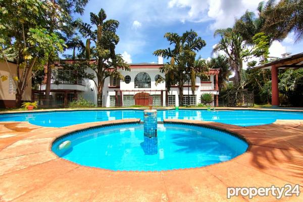 6 Bedroom House for Sale in Nyari