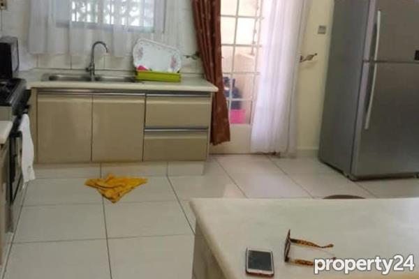 3 Bedroom Apartment / Flat