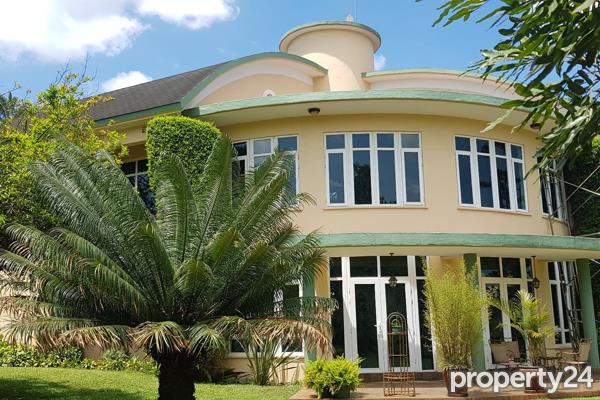 6 Bedroom House for Sale in Runda